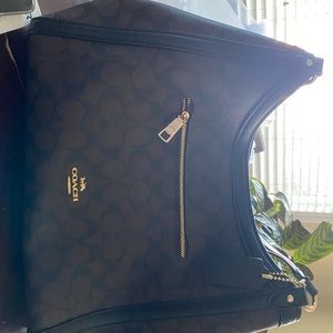Coach Kristy Signature Bag